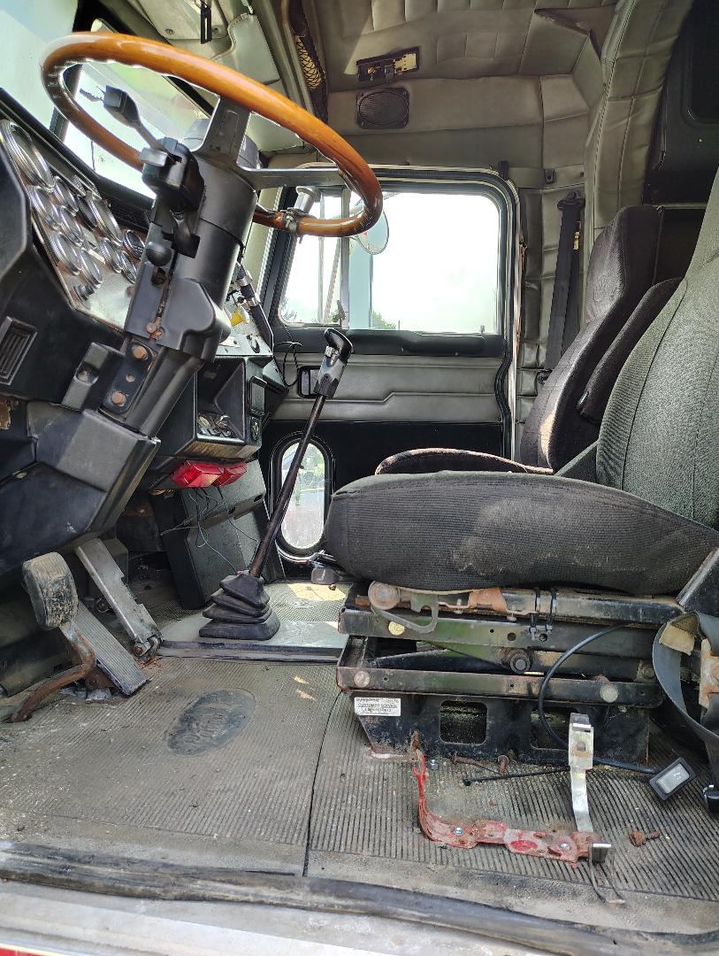 1997 PETERBILT 379 - Image 15